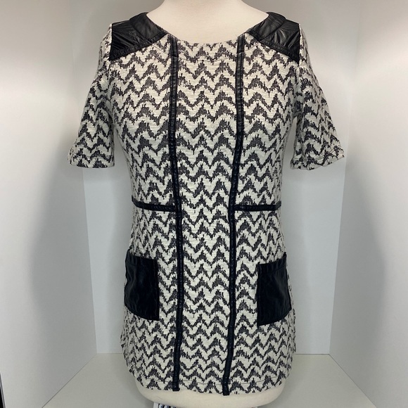 Herringbone “Leather” Sweater Tunic - Picture 2 of 9